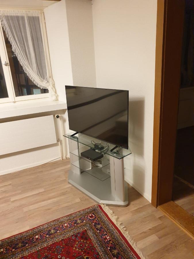 Mornag Ag Ferien Wohnung 베젠 외부 사진